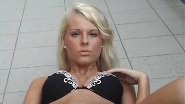 Utmerket :  Brunette tatovert jente får fitte fornøyd mens bundet i tau Hot porno norske erotiske filmer 