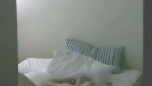 Utmerket :  Skinny Japansk jente blir knullet i trekant scene Hot porno norske erotiske filmer 