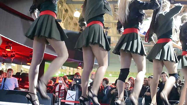 Utmerket :  Skallet fyr er å ta vare på to fantastiske biter Av MILFs Hot porno norske erotiske filmer 