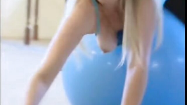 Utmerket :  Fantastisk blonde er fengslet i munnen og stuss på en gang Hot porno norske erotiske filmer 