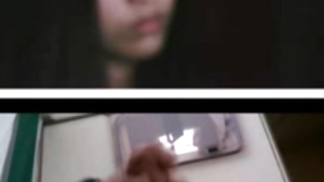 Utmerket :  Teenage babes dele en stor kikker på sofaen Hot porno norske erotiske filmer 