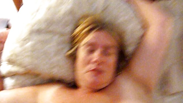 Utmerket :  To nydelige porno dronninger dele en deilig knulle stick Hot porno norske erotiske filmer 