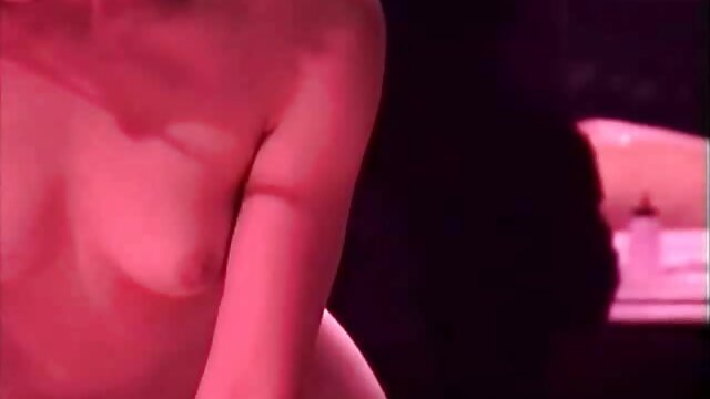 Utmerket :  Våt blonde jenta har tøff sex med kjæresten på hotellet Hot porno norske erotiske filmer 
